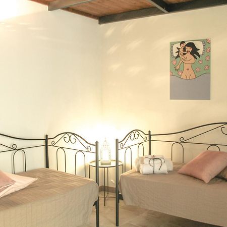 Li Suluri Bed and Breakfast Lecce Buitenkant foto