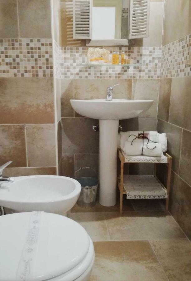 Li Suluri Bed and Breakfast Lecce Buitenkant foto
